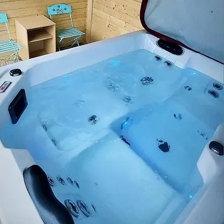 Проживание в семье La Secrete Des Sorciers